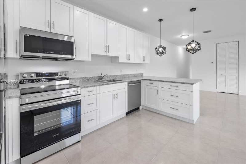11238 SW 187th St # 11238, Miami FL 33157