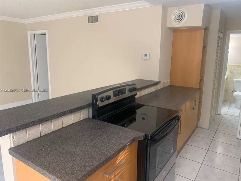 1702 Mckinley St # 4, Hollywood FL 33020