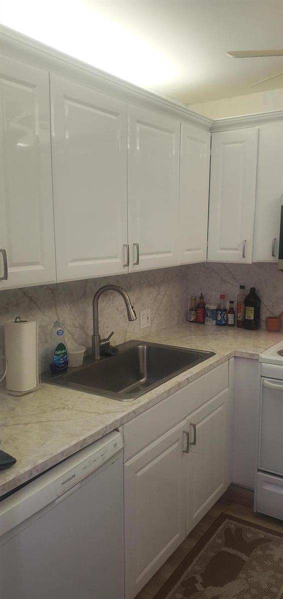 390 Fanshaw J, Boca Raton FL 33434