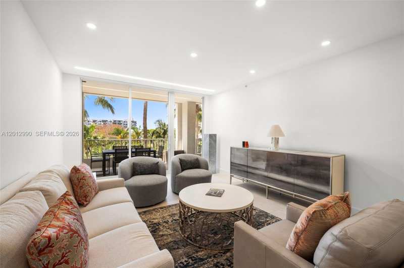 701 Crandon Blvd # 401, Key Biscayne FL 33149