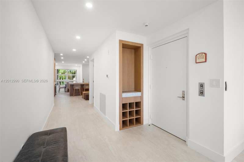 701 Crandon Blvd # 401, Key Biscayne FL 33149