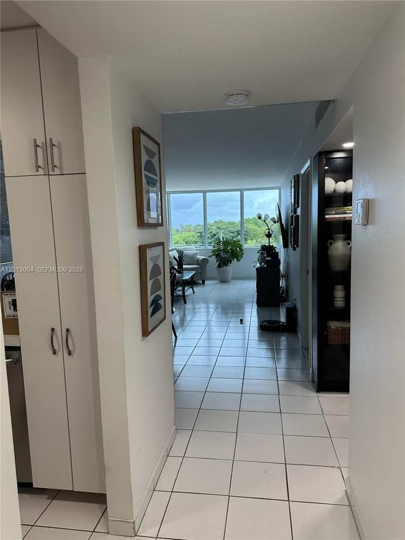 8233 Harding Ave # 503, Miami Beach FL 33141