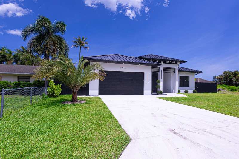6574 Rigger Road, Lake Worth FL 33462