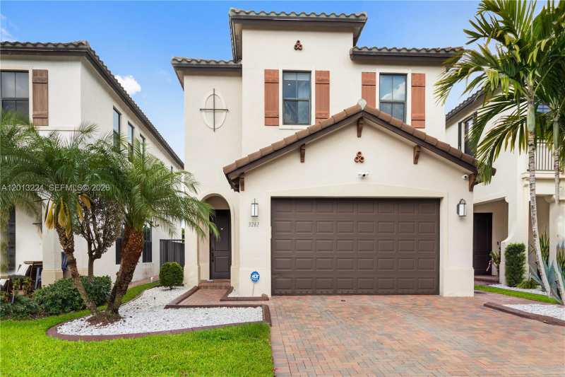 3261 W 99th Pl, Hialeah FL 33018