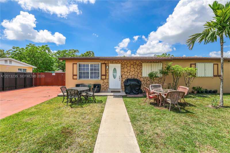 11600 SW 181st Ter, Miami FL 33157