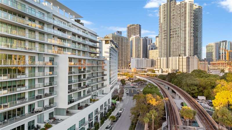 1600 SW 1st Ave # 307, Miami FL 33129