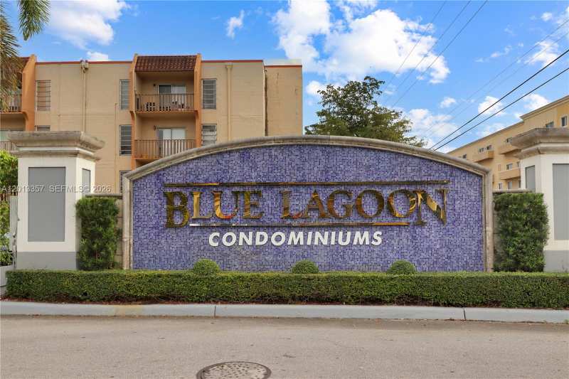 5085 NW 7th St # 601, Miami FL 33126