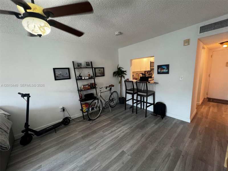 950 Euclid Ave # 211, Miami Beach FL 33139