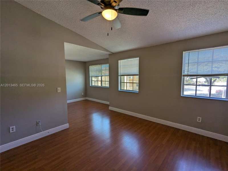 18308 NW 68th Ave # D, Hialeah FL 33015