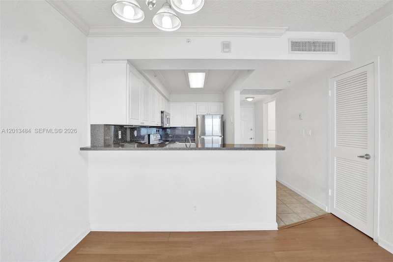 2501 S Ocean Dr # 1027, Hollywood FL 33019