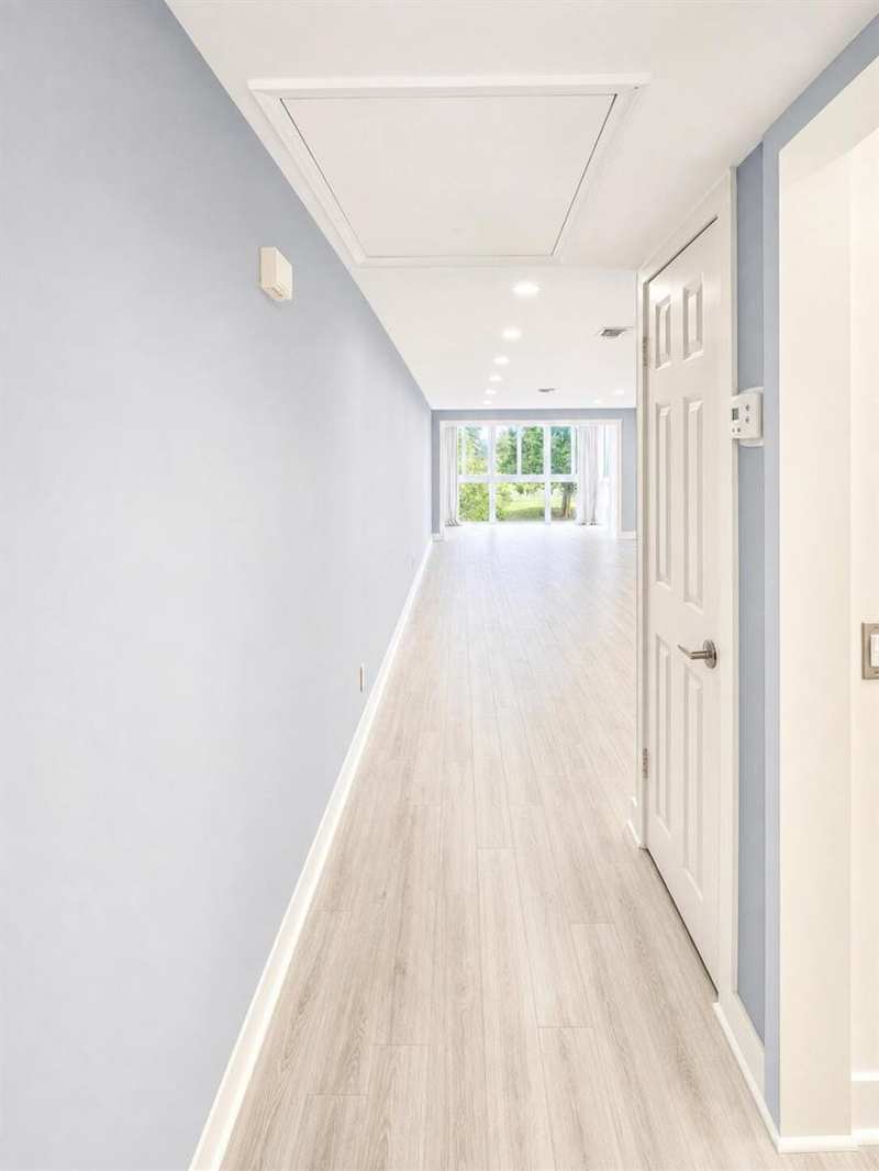 3300 N Palm Aire Drive # 305, Pompano Beach FL 33069