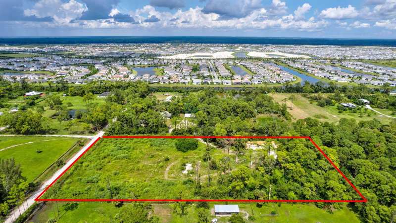 15532 43rd Road N, FL 33470