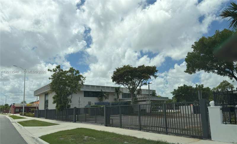 1601 E 4th Ave, Hialeah FL 33010
