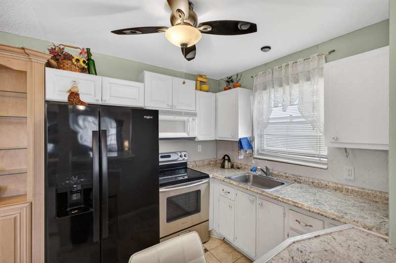 157 Camden G, West Palm Beach FL 33417
