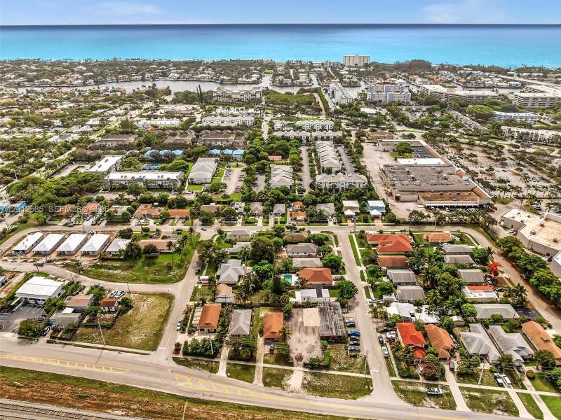 107 Central Ave, Delray Beach FL 33483