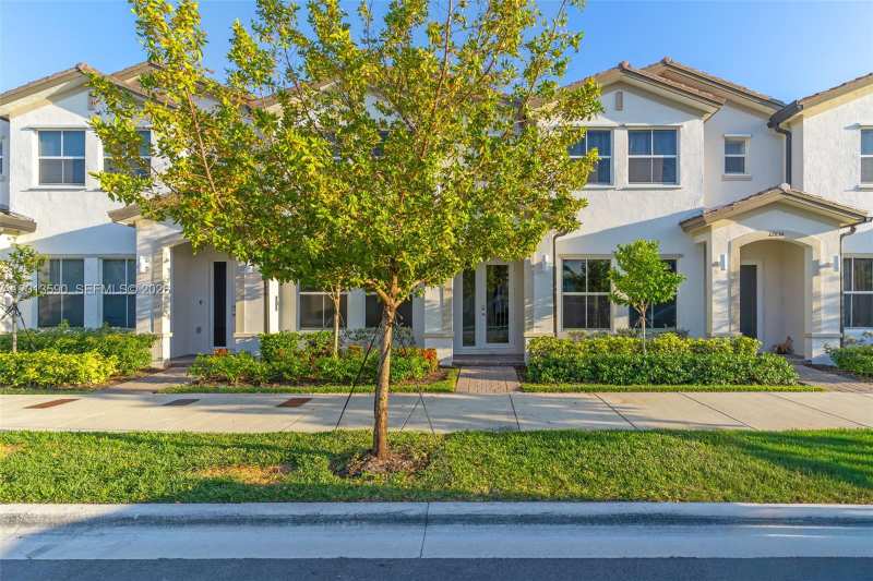 12832 SW 243rd St, Homestead FL 33032