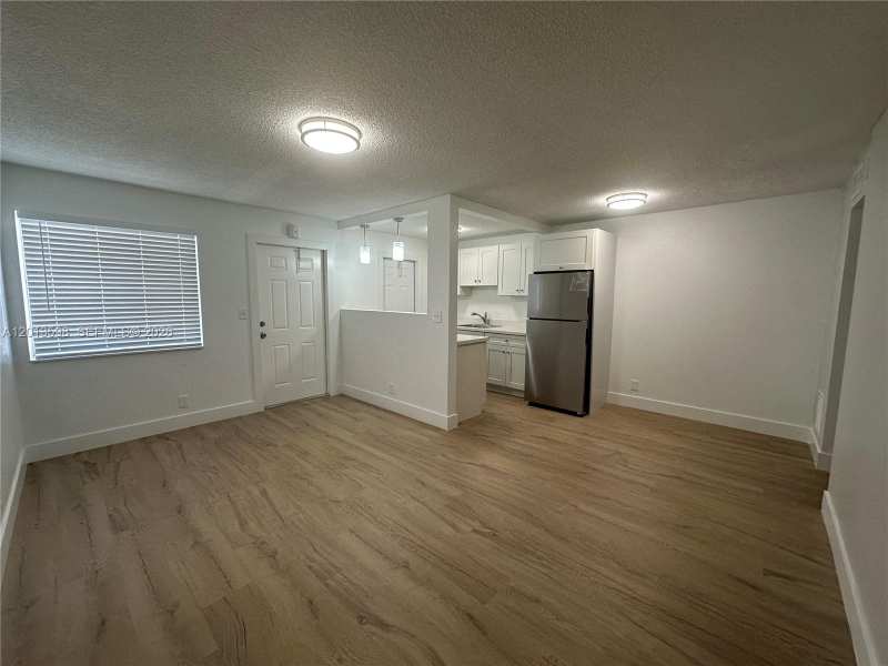 2325 Arthur St # 5, Hollywood FL 33020