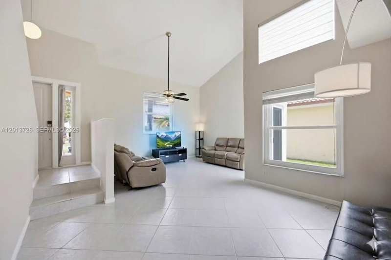 6001 NW 43rd Ter, Coconut Creek FL 33073