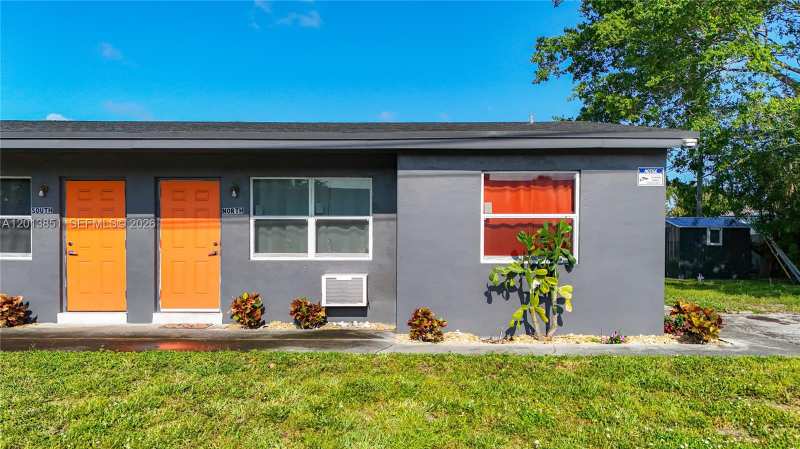 391 NE 42nd Ct, Oakland Park FL 33334