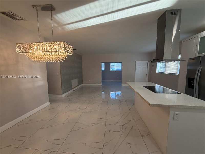 2241 N 62nd Ave, Hollywood FL 33024