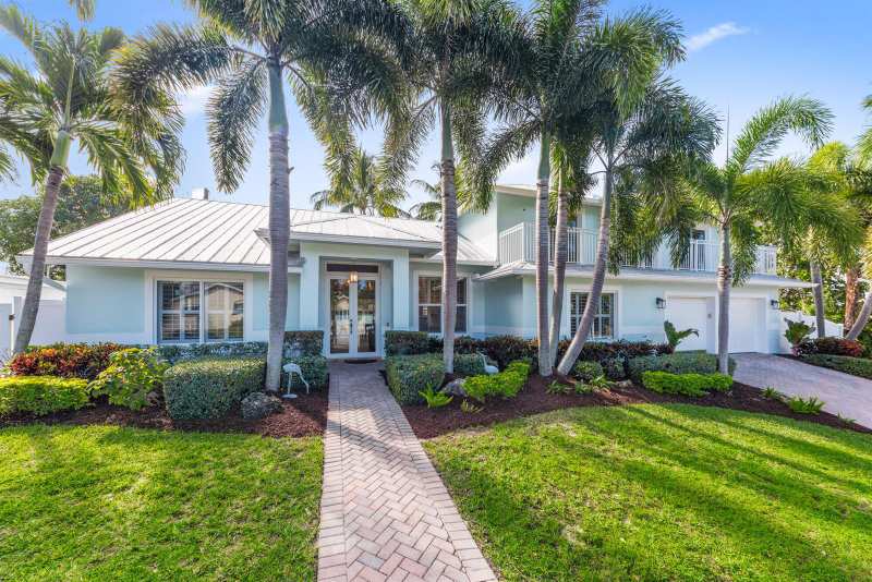 490 Mars Way, Juno Beach FL 33408