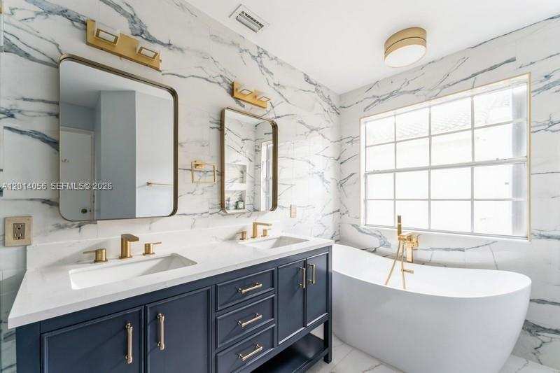 926 Opal Ter, Weston FL 33326