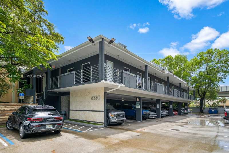 6330 Manor Lane # 102, South Miami FL 33143
