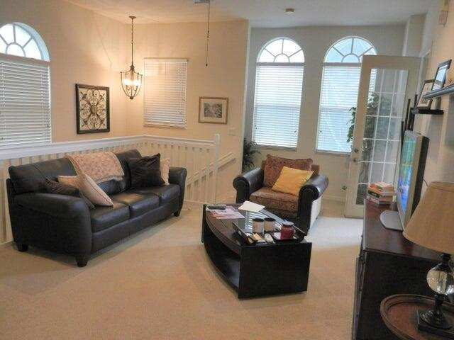 4870 Bonsai Circle # 200, Palm Beach Gardens FL 33418