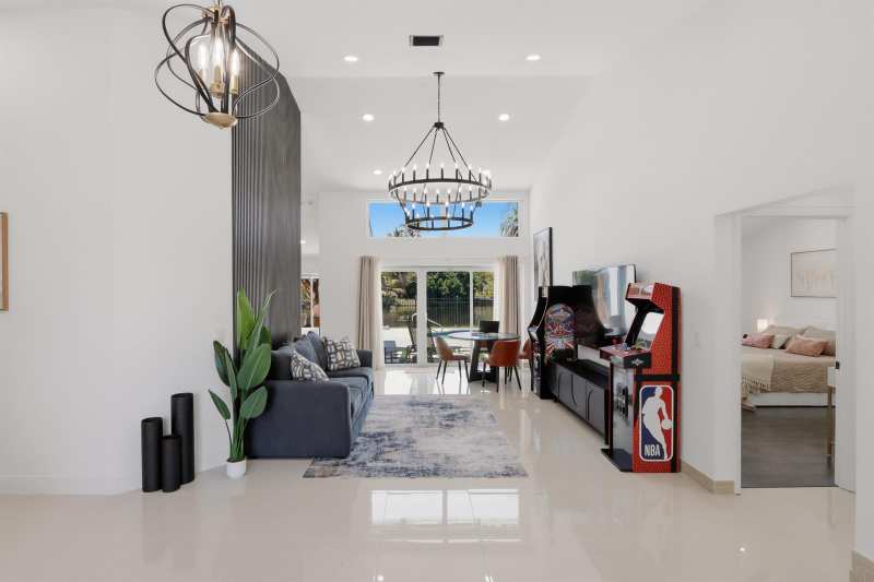 12725 Kingsway Road, Wellington FL 33414