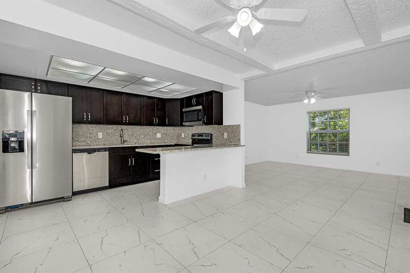 8706 W Sample Road # 4, Coral Springs FL 33065