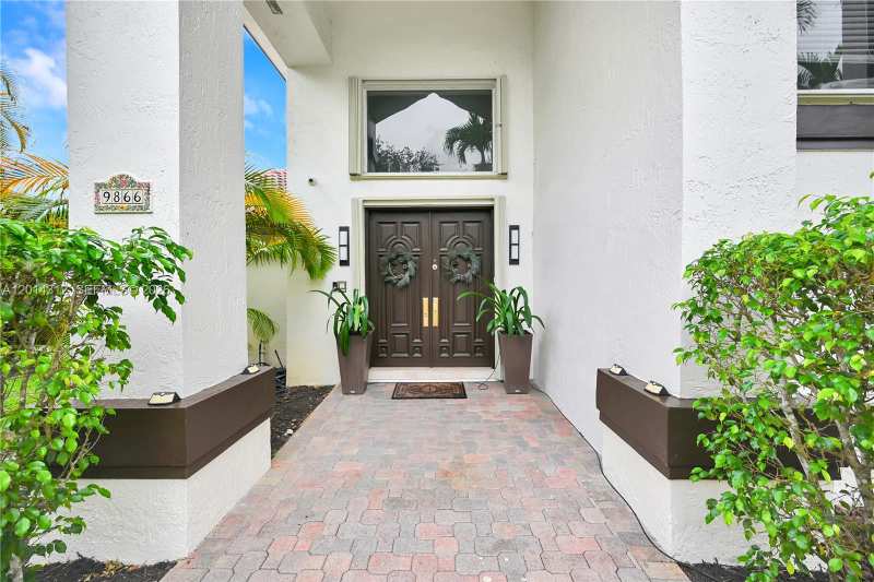 9866 SW 111th Ter # 9866, Miami FL 33176
