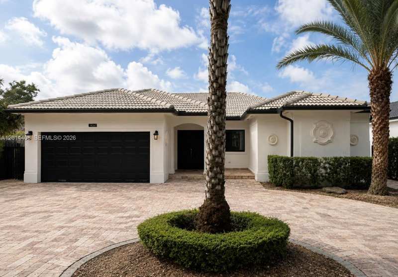 16347 NW 88th Pl, Miami Lakes FL 33018
