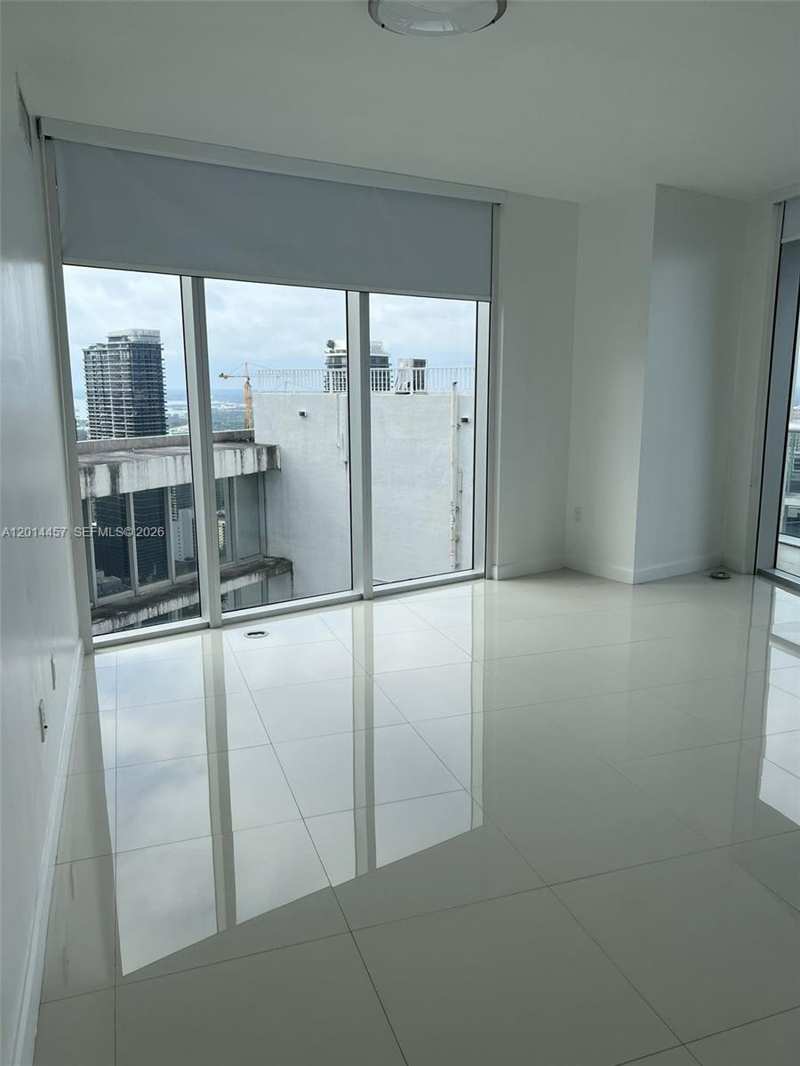 475 Brickell Ave # 5508, Miami FL 33131