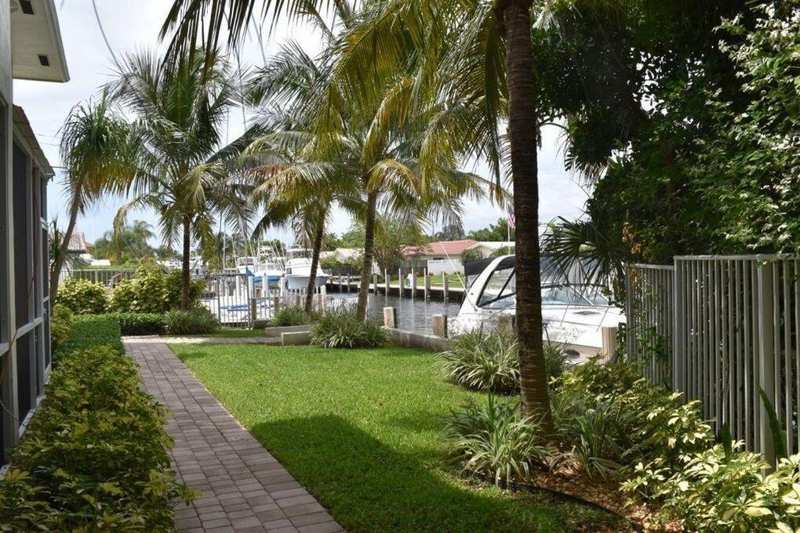 1361 NE 27 Way, Pompano Beach FL 33062