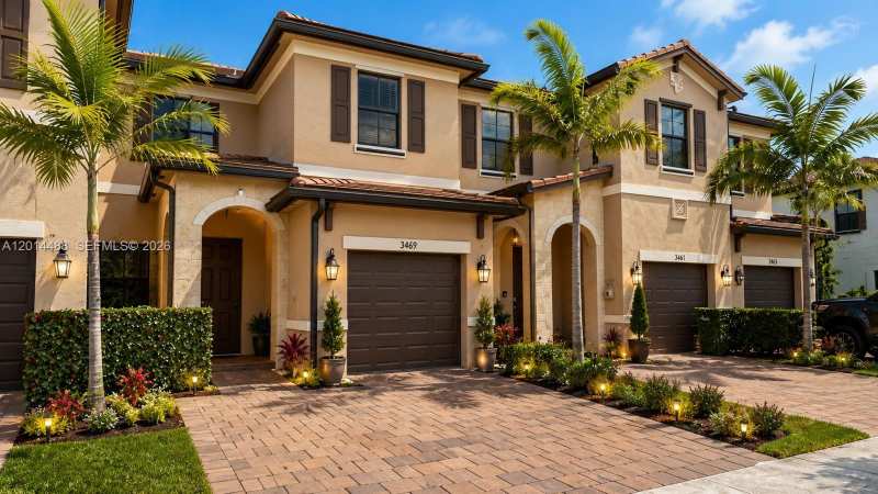 3469 W 106th St, Hialeah FL 33018