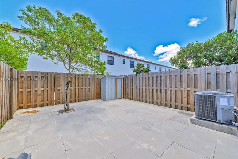 11854 SW 246th Ln, Homestead FL 33032