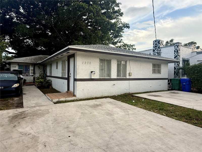 1270 NW 39th St # 1270, Miami FL 33142