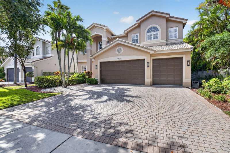 9520 Barletta Winds Point, Delray Beach FL 33446