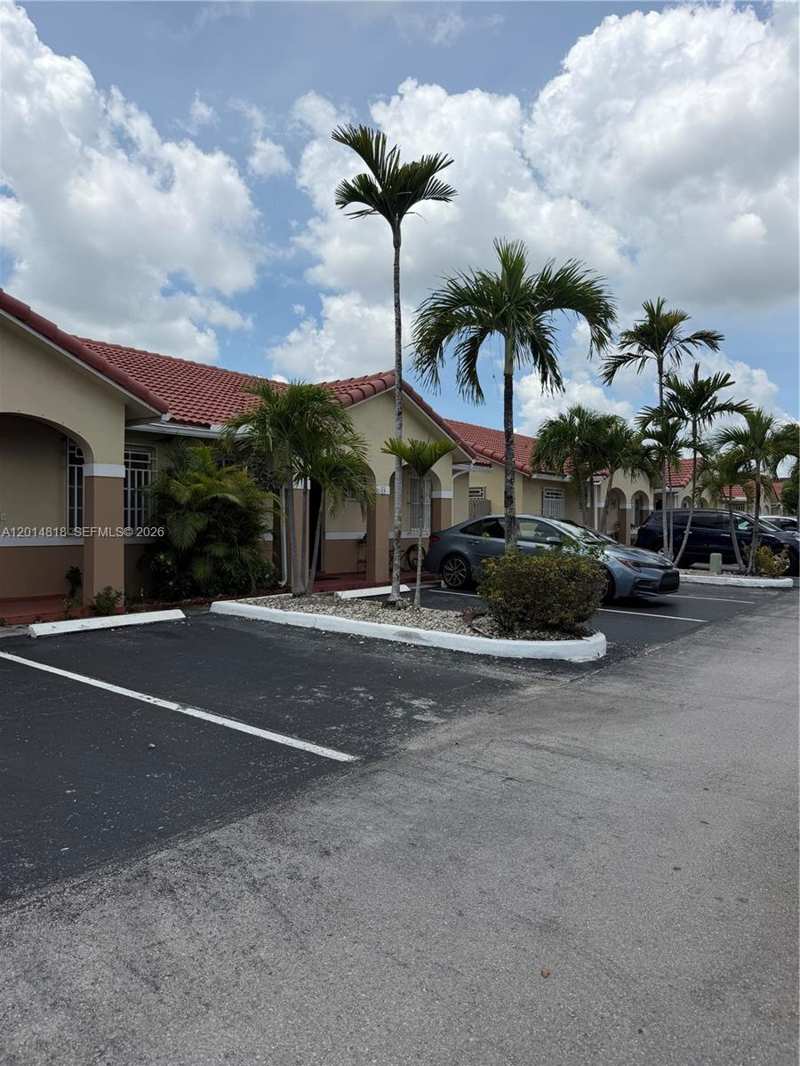 7101 W 24th Ave # 14, Hialeah FL 33016