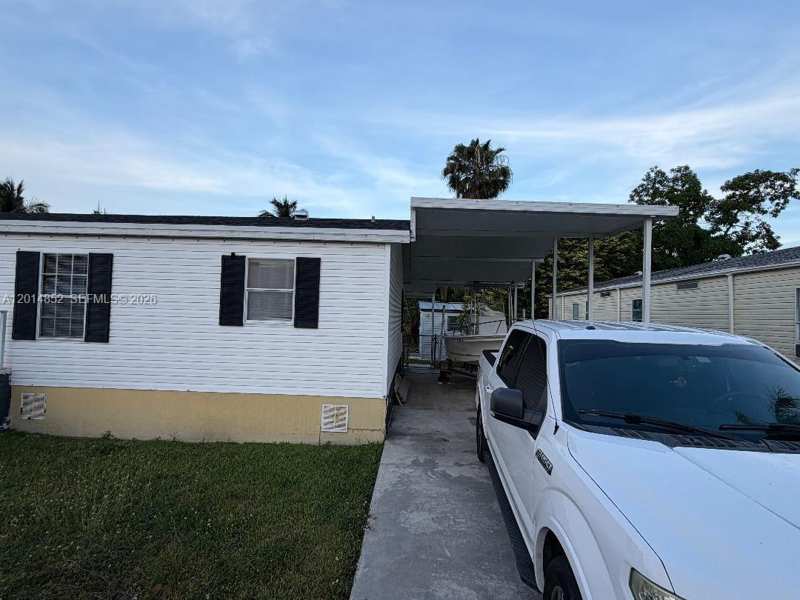 19800 SW 180th Ave unit 105, Miami FL 33187