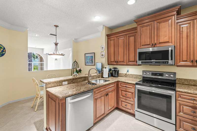 6229 Graycliff Drive # D, Boca Raton FL 33496