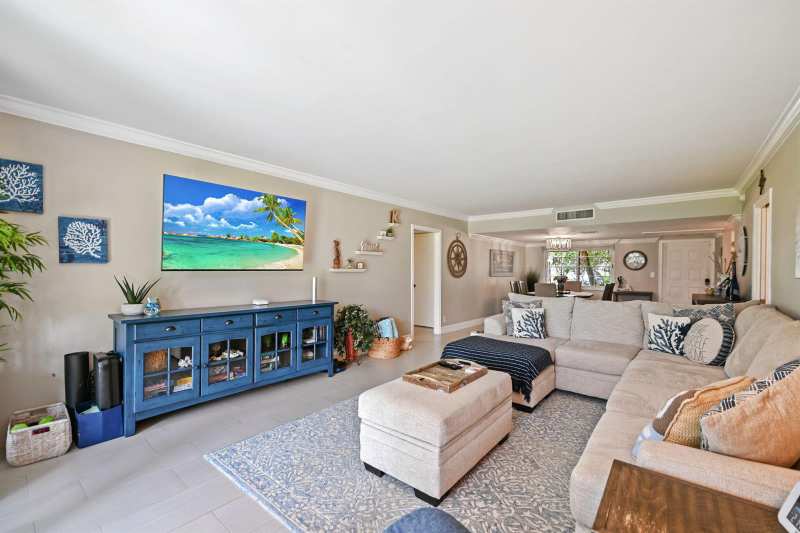 800 Cypress Boulevard # 103, Pompano Beach FL 33069