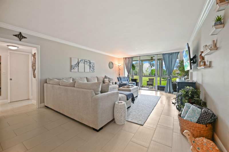 800 Cypress Boulevard # 103, Pompano Beach FL 33069