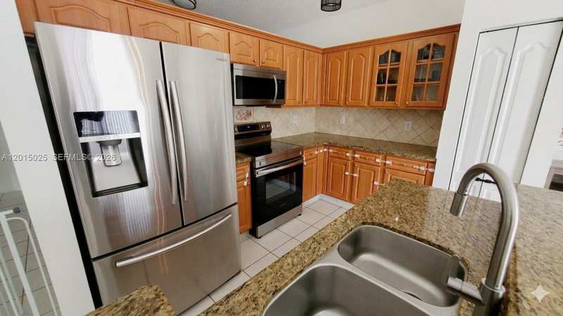 10273 SW 162nd Ct, Miami FL 33196