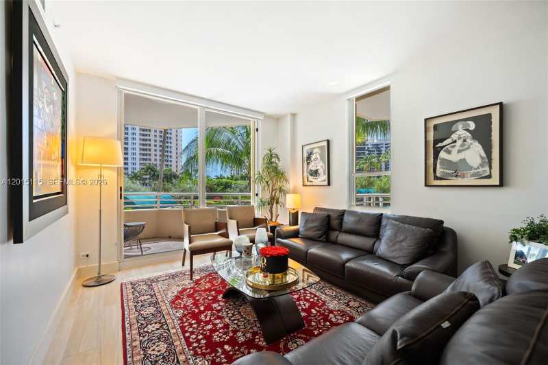 888 Brickell Key Dr # 609, Miami FL 33131