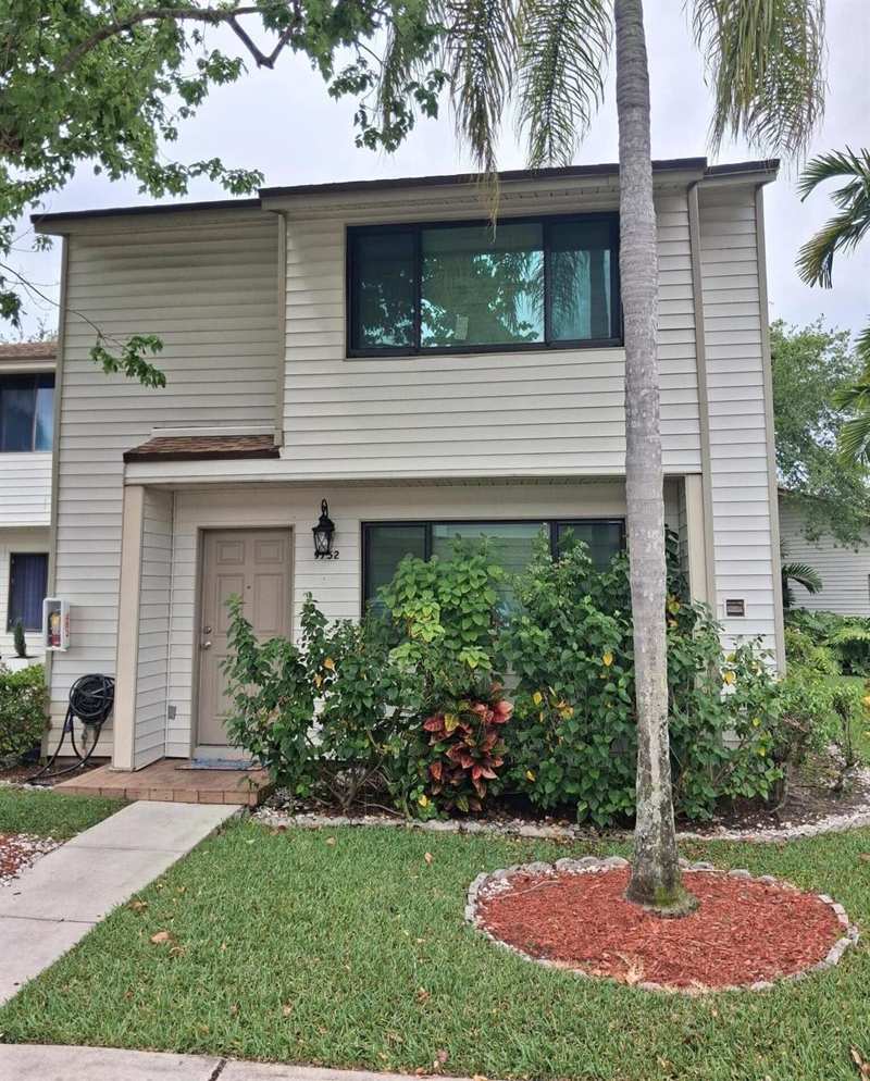 9752 NW 37th Street # 7g, Sunrise FL 33351