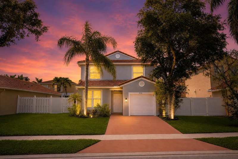 8102 Pelican Harbour Drive, Lake Worth FL 33467