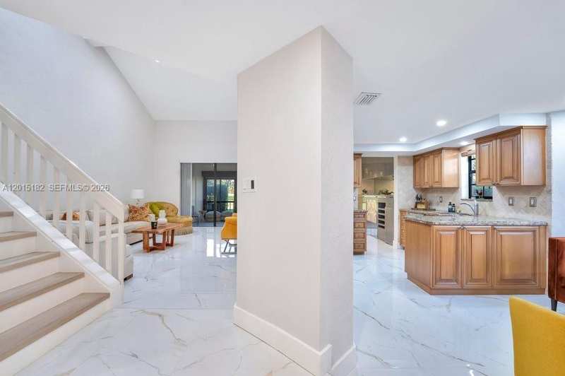 7838 La Mirada Dr, Boca Raton FL 33433