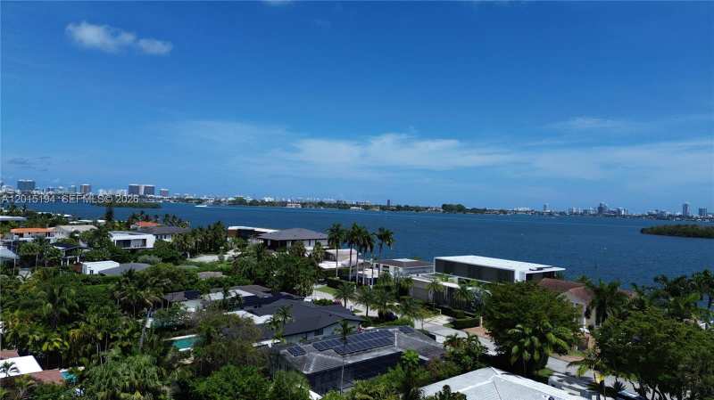11445 N Bayshore Dr, North Miami FL 33181