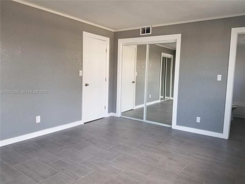 3777 NW 78th Ave # 14A, Davie FL 33024